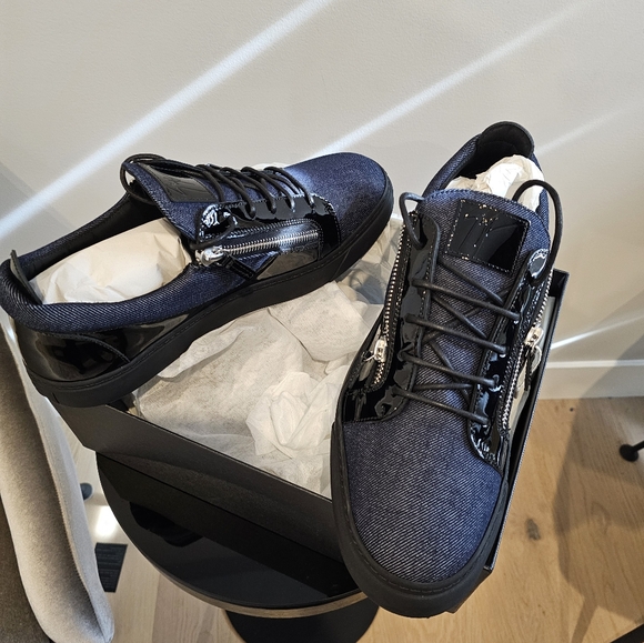 Brand new Giuseppe Zanotti Sneakers - Picture 2 of 9